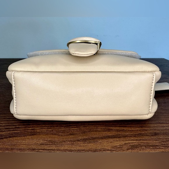 New Coach Pillow Tabby Shoulder Bag 18 in Ivory - Picture 8 of 12